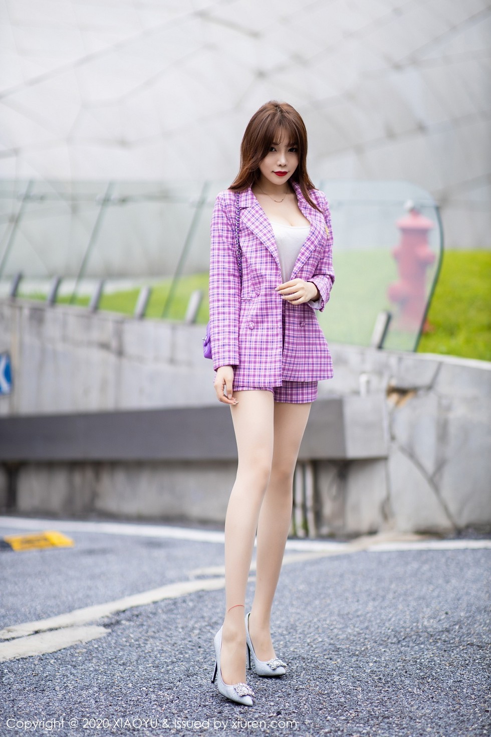 [XiaoYu画语界]Vol.314_性感女神芝芝Booty街拍主题职场都市丽人靓丽迷人写真75P