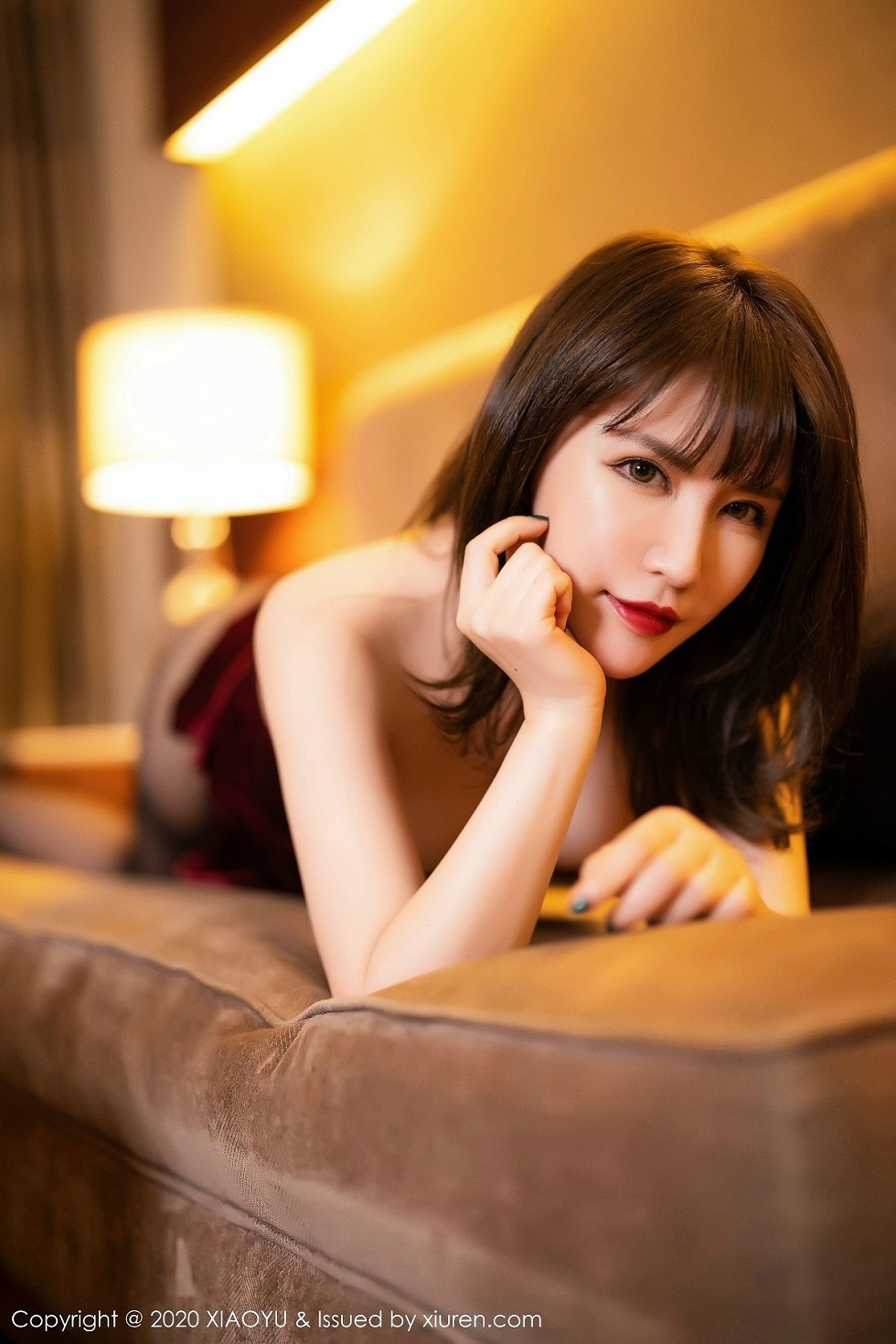 [XiaoYu画语界]Vol.316_嫩模夏小雅私房超低胸礼服配无内黑丝裤袜极致魅惑写真58P