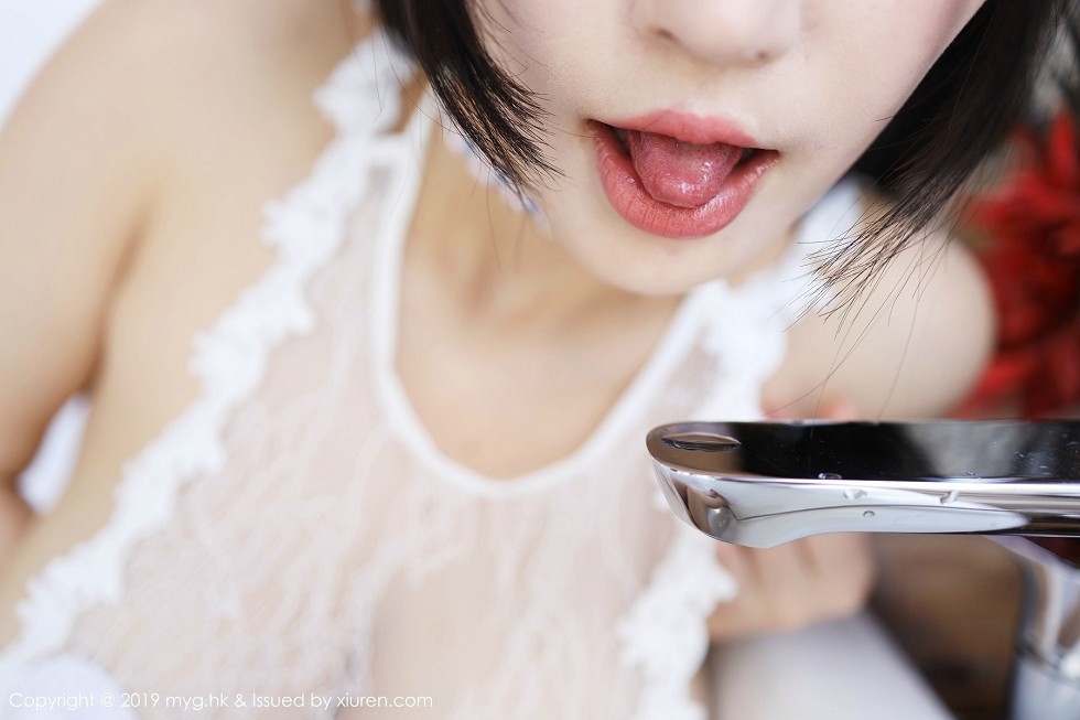 [MyGirl美媛馆]Vol.409_女神Flower朱可儿私房浴缸里蕾丝情趣内衣湿身诱惑写真81P