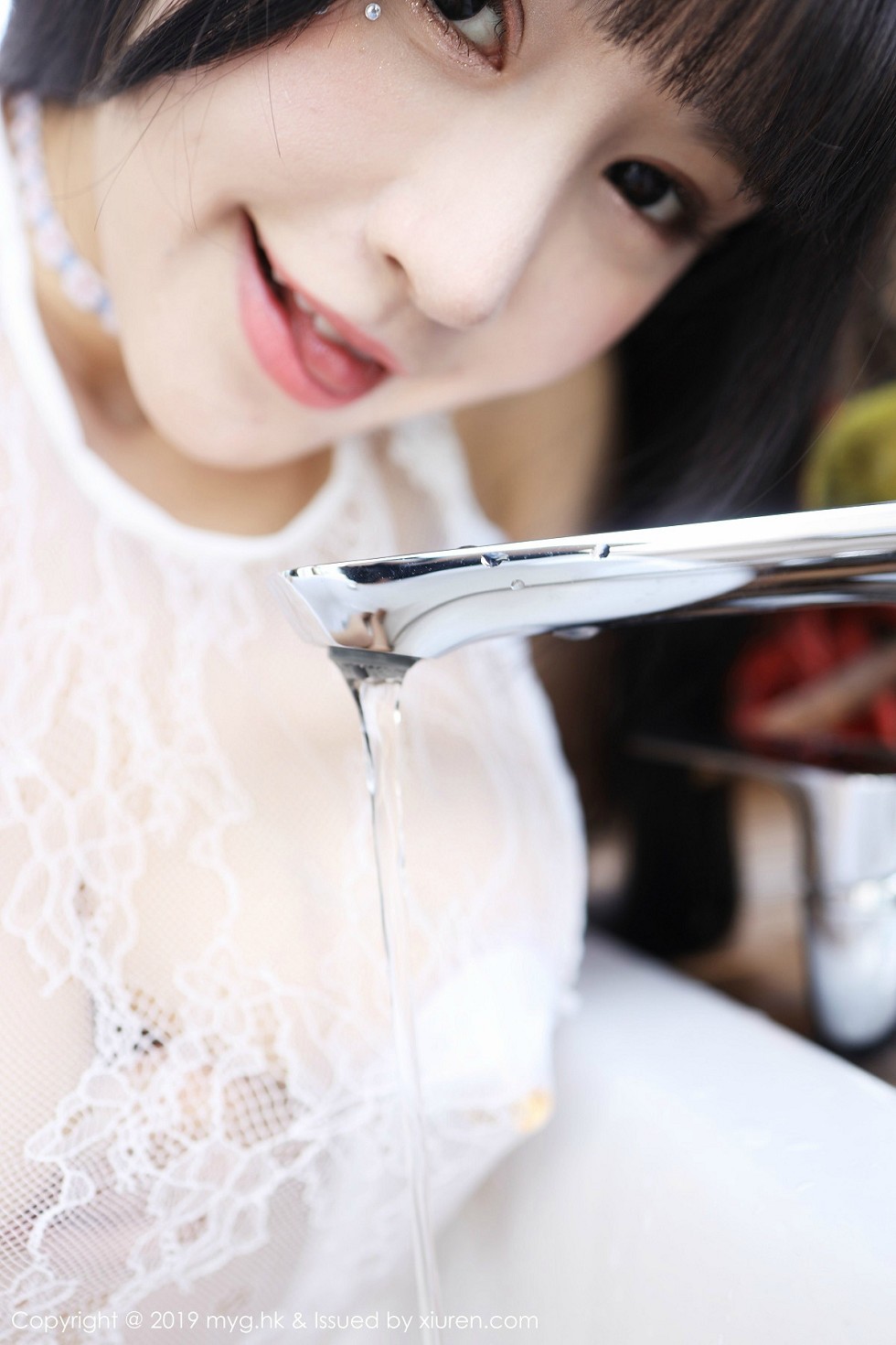 [MyGirl美媛馆]Vol.409_女神Flower朱可儿私房浴缸里蕾丝情趣内衣湿身诱惑写真81P