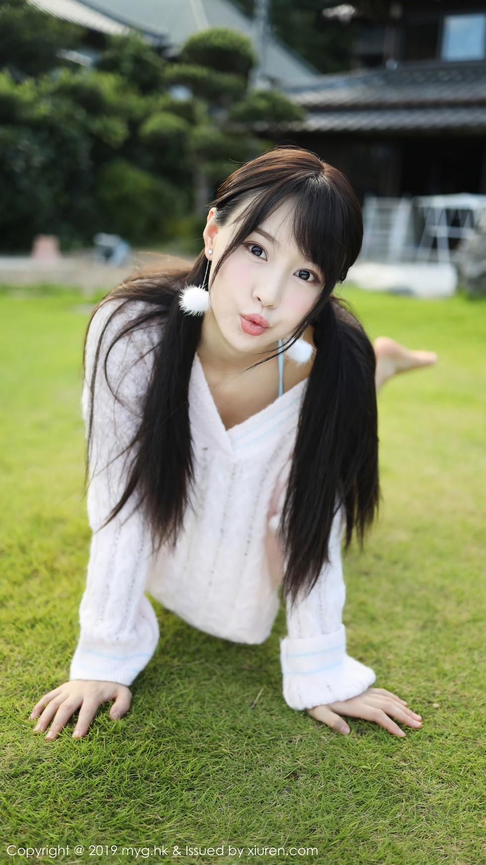 [MyGirl美媛馆]Vol.416_女神朱可儿Flower日本旅拍户外草地比基尼湿身完美诱惑写真83P