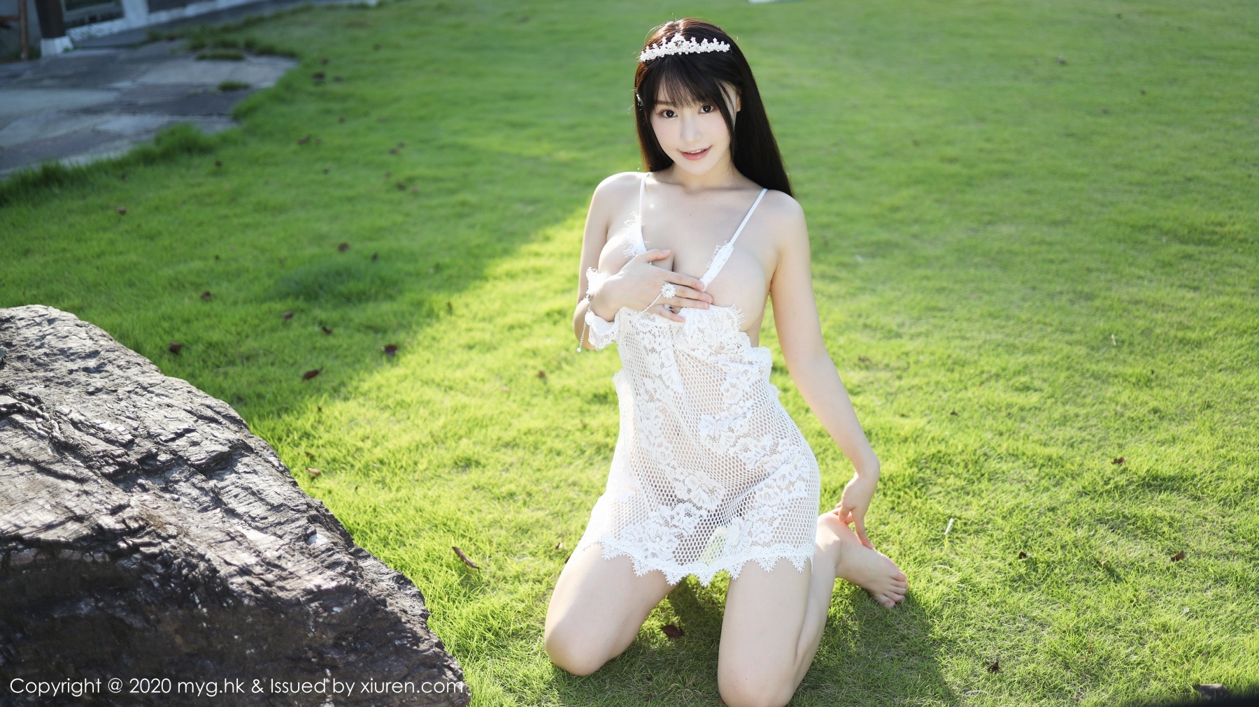 [MyGirl美媛馆]Vol.423_女神朱可儿Flower日本旅拍户外缕空蕾丝吊裙露豪乳诱惑写真40P