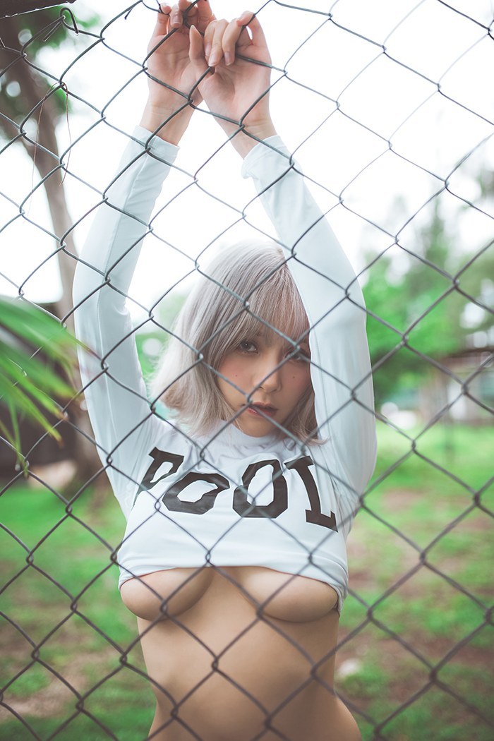 性感少女夏美酱海岛沙滩外露养眼巨乳(图22)
