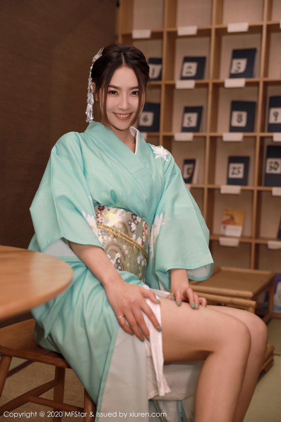 [MFStar模范学院]Vol.332_嫩模方子萱私房床上日系和服半脱秀完美身材诱惑写真71P