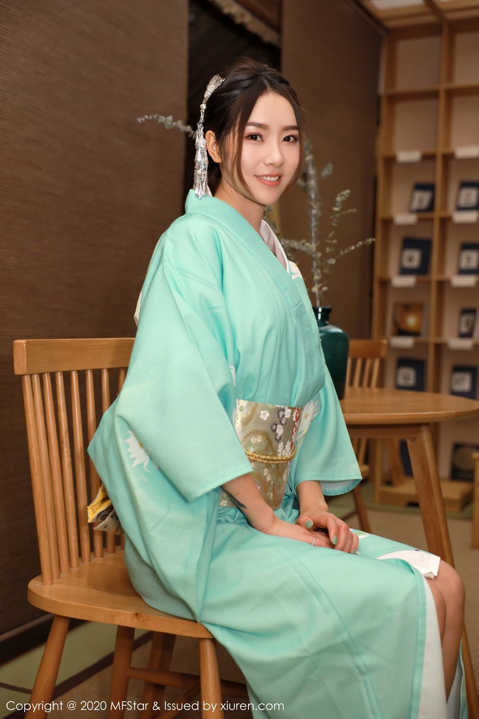[MFStar模范学院]Vol.332_嫩模方子萱私房床上日系和服半脱秀完美身材诱惑写真71P