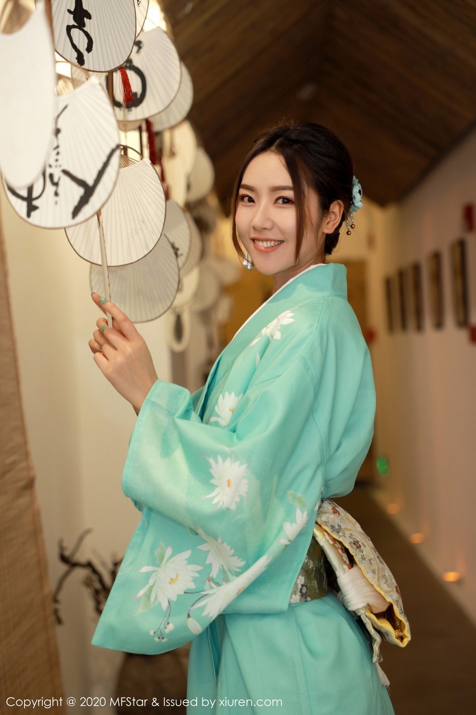 [MFStar模范学院]Vol.332_嫩模方子萱私房床上日系和服半脱秀完美身材诱惑写真71P