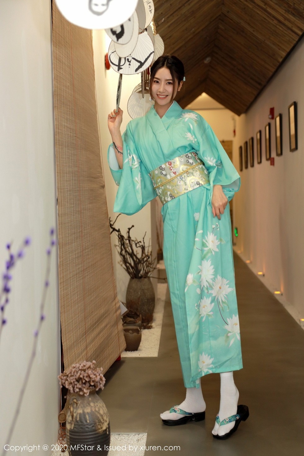 [MFStar模范学院]Vol.332_嫩模方子萱私房床上日系和服半脱秀完美身材诱惑写真71P