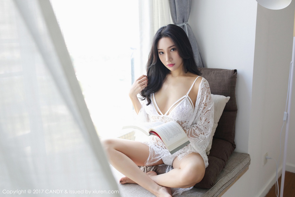 [Candy糖果画报]Vol.045_嫩模小狐狸Sica私房白色半透内衣+黑色蕾丝情趣诱惑写真63P