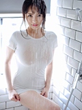 巨乳欲女瑞瑞洗手间湿身让人血脉偾张