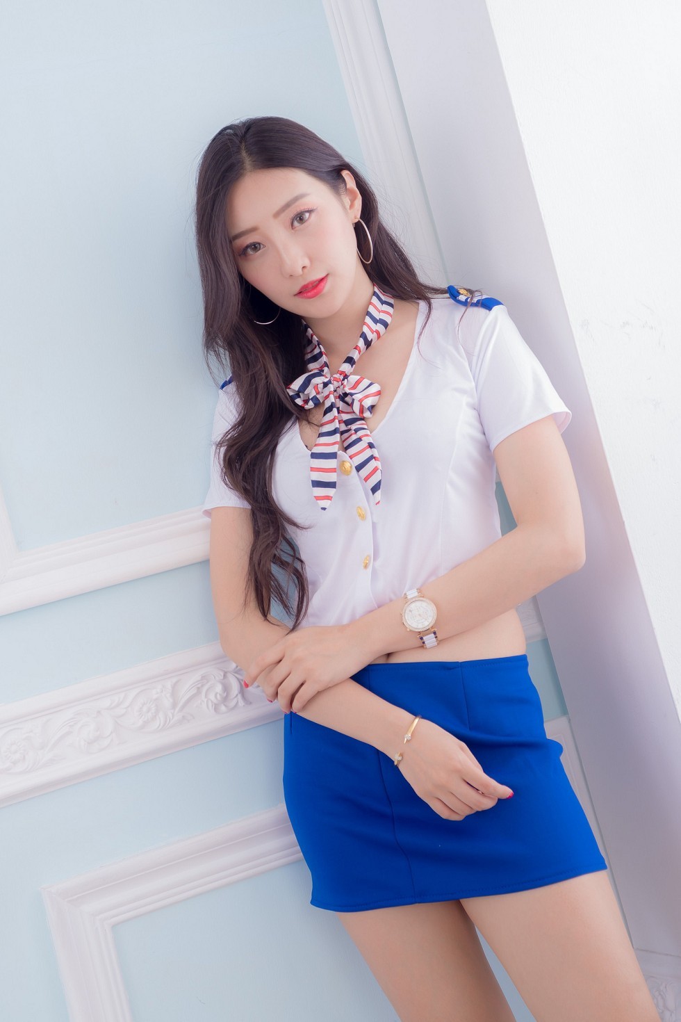 邻家女孩吴小葵私房白色连身裙+空姐制服性感短裙写真90P