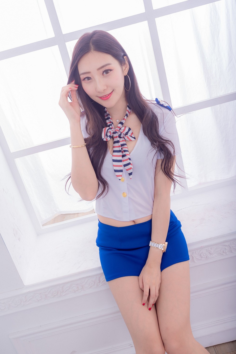 邻家女孩吴小葵私房白色连身裙+空姐制服性感短裙写真90P