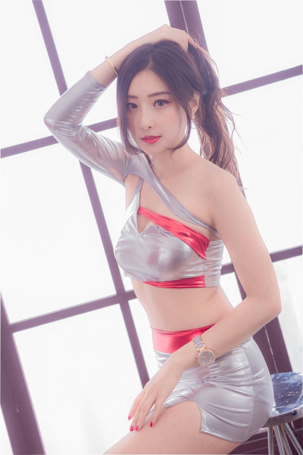 邻家女孩吴小葵私房白色连身裙+空姐制服性感短裙写真90P