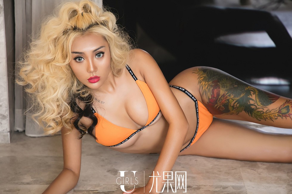 [Ugirls尤果网]U407_嫩模尤菲儿居家私房内衣系列秀麦色肌肤性感刺激纹身诱惑写真65P