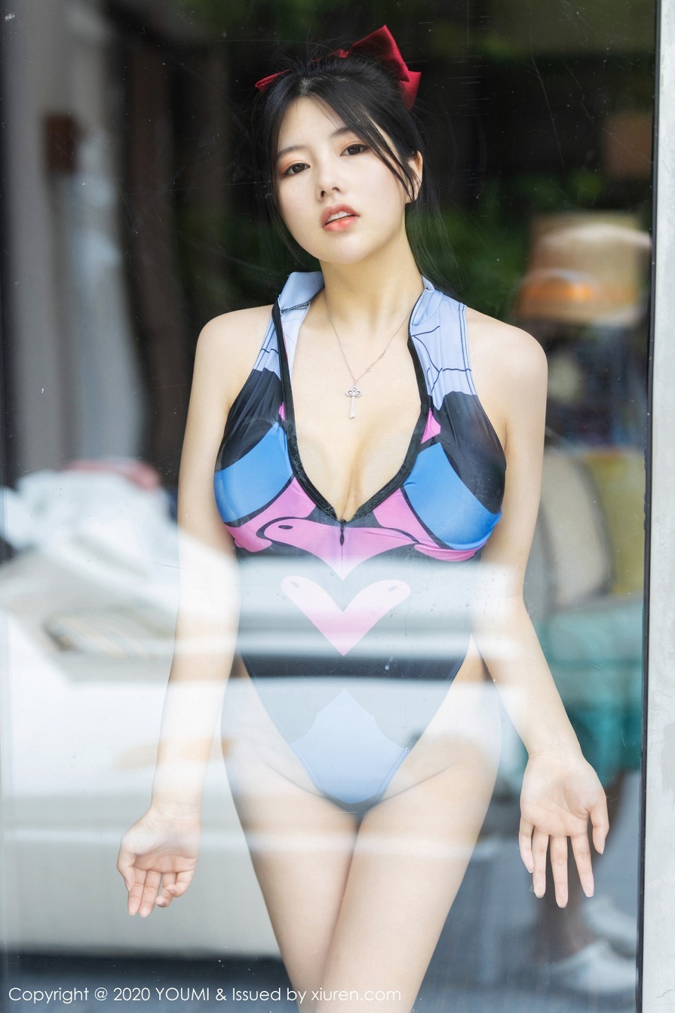 [YouMi尤蜜荟]Vol.474_女神娜露Selena三亚旅拍泳池性感比基尼秀火辣身材诱惑写真76P