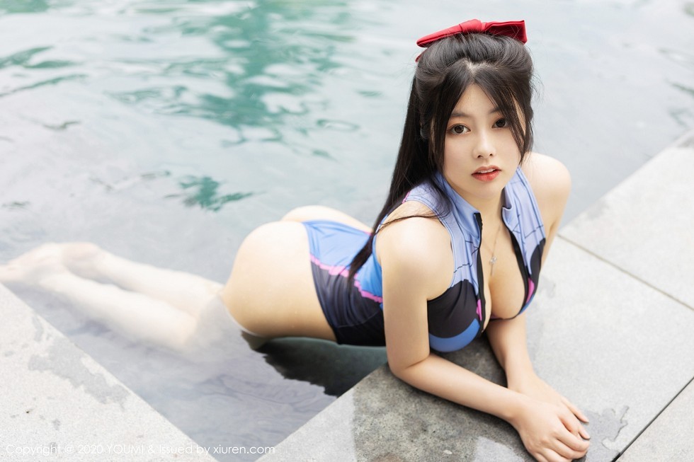 [YouMi尤蜜荟]Vol.474_女神娜露Selena三亚旅拍泳池性感比基尼秀火辣身材诱惑写真76P