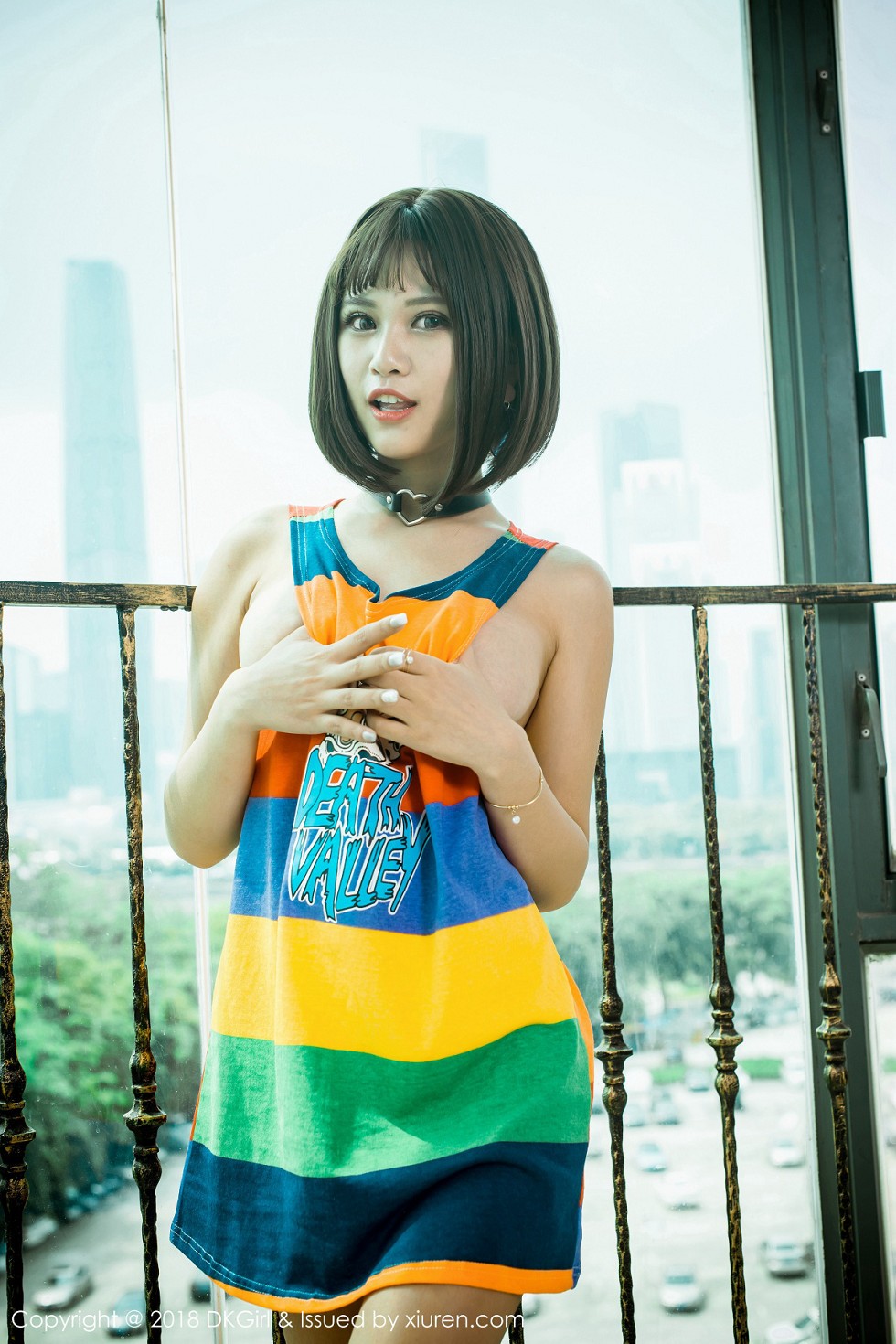 [DKGirl御女郎]Vol.082_嫩模萌宝儿BoA户外真空球衣+室内真空短裙露豪乳极致诱惑写真48P