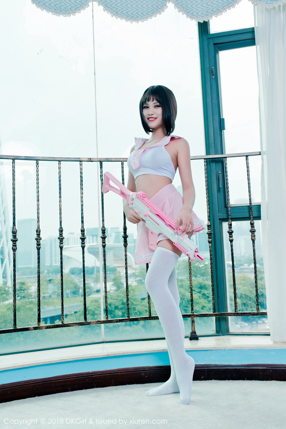 [DKGirl御女郎]Vol.082_嫩模萌宝儿BoA户外真空球衣+室内真空短裙露豪乳极致诱惑写真48P