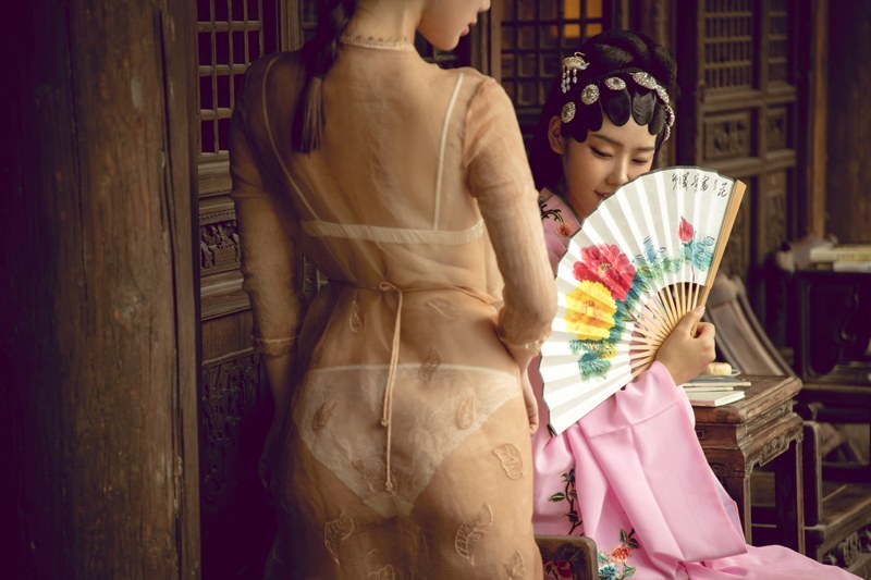 旗袍御姐姐妹花寂寞空闺互相慰藉(图13)