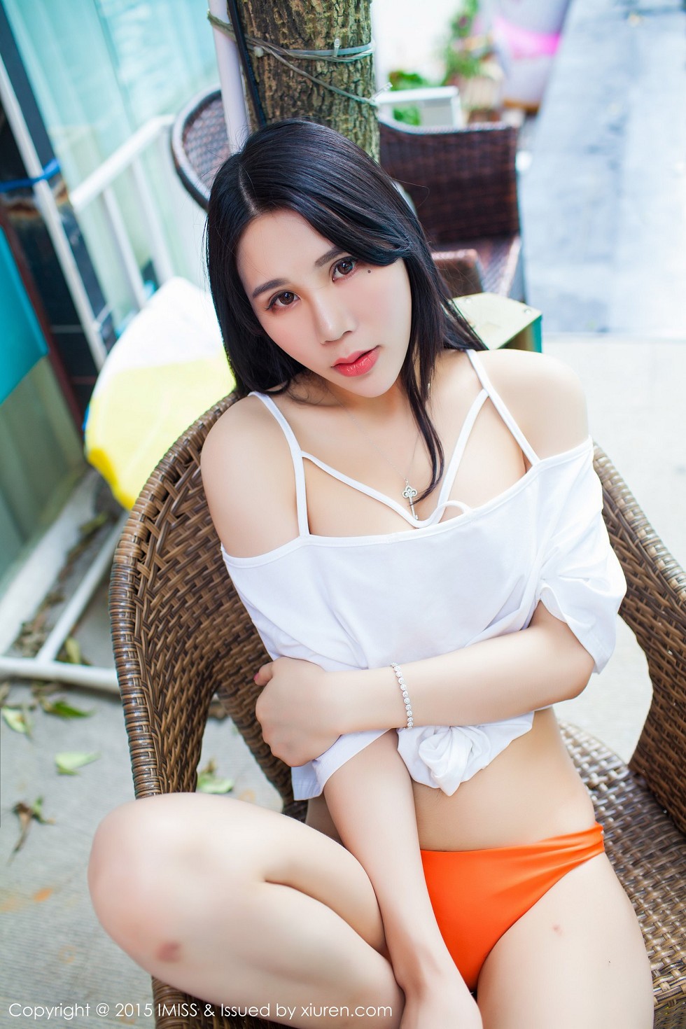 [IMISS爱蜜社]Vol.048_嫩模林恩芝黑色蕾丝内裤秀美臀性感内衣迷人美胸写真50P