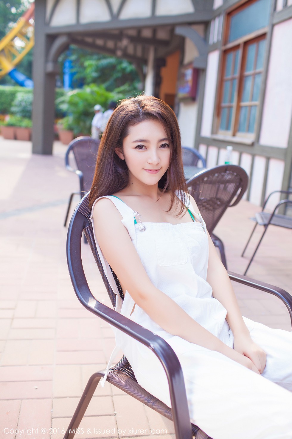 [IMISS爱蜜社]Vol.066_嫩模夏茉GIGI豪车美女性感比基尼完美身材写真58P