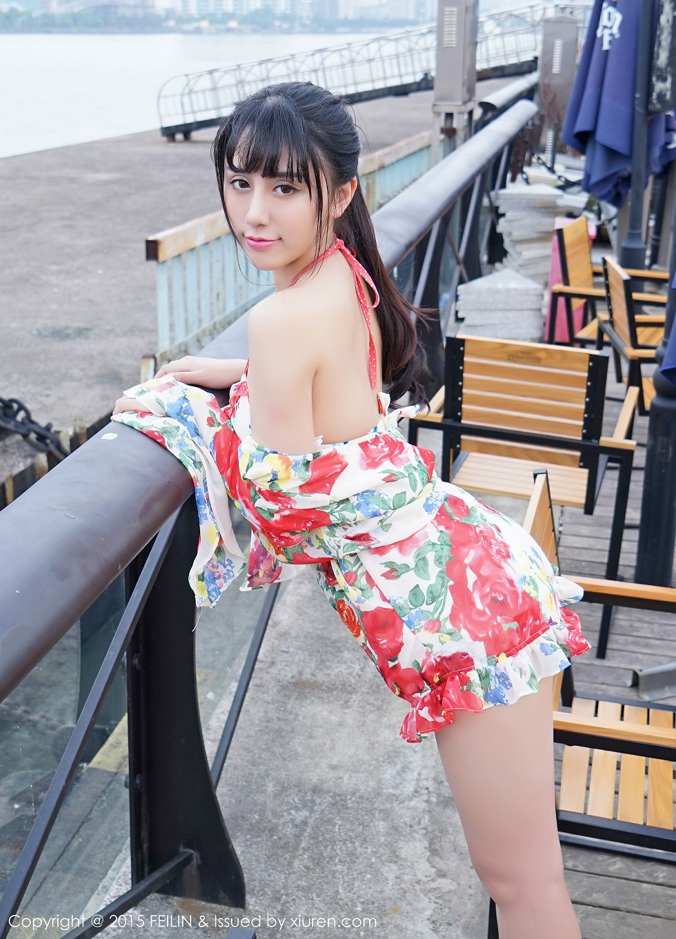 [FeiLin嗲囡囡]VOL.005_嫩模杨晓青儿沙滩上的网球女郎性感内衣写真42P