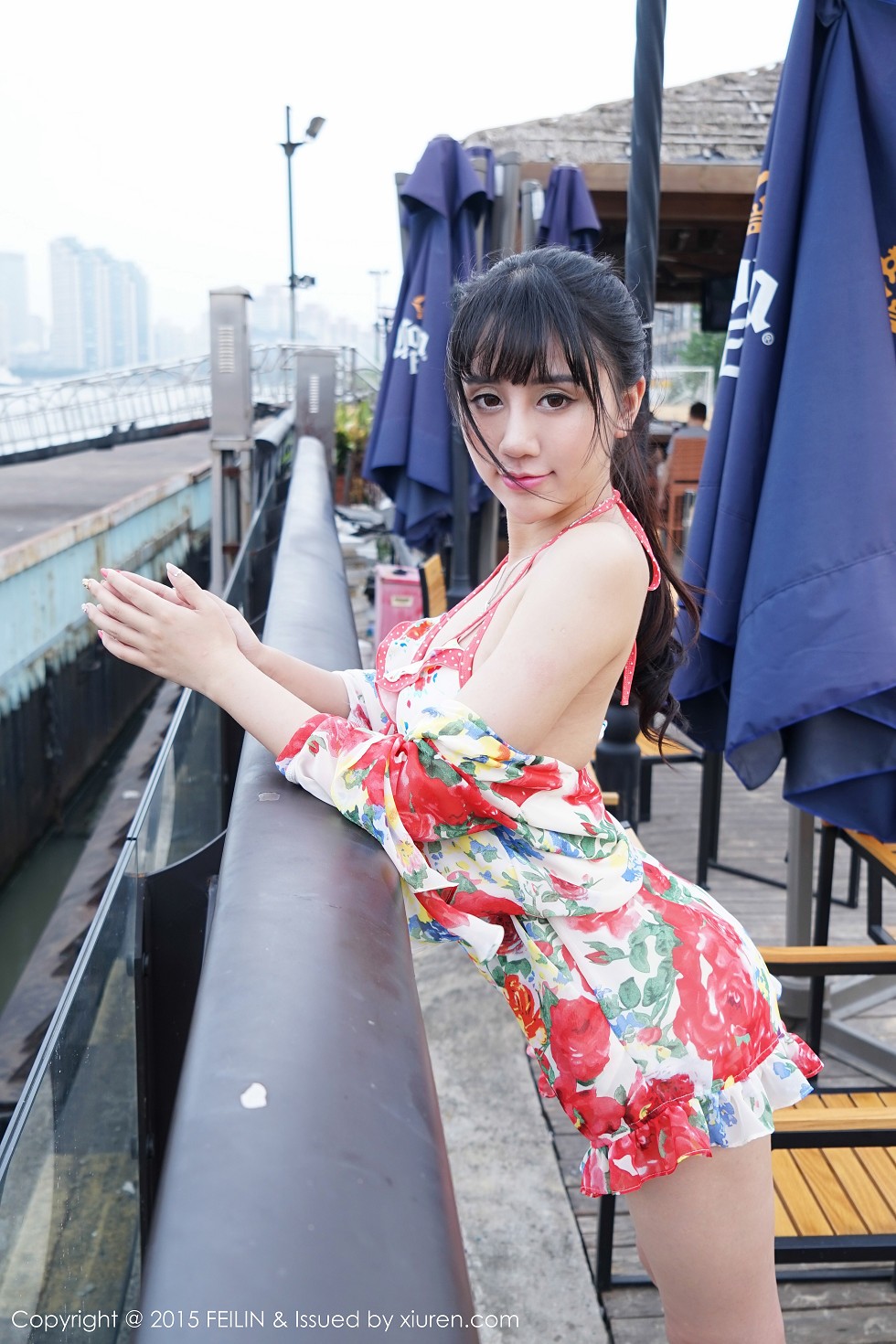 [FeiLin嗲囡囡]VOL.005_嫩模杨晓青儿沙滩上的网球女郎性感内衣写真42P