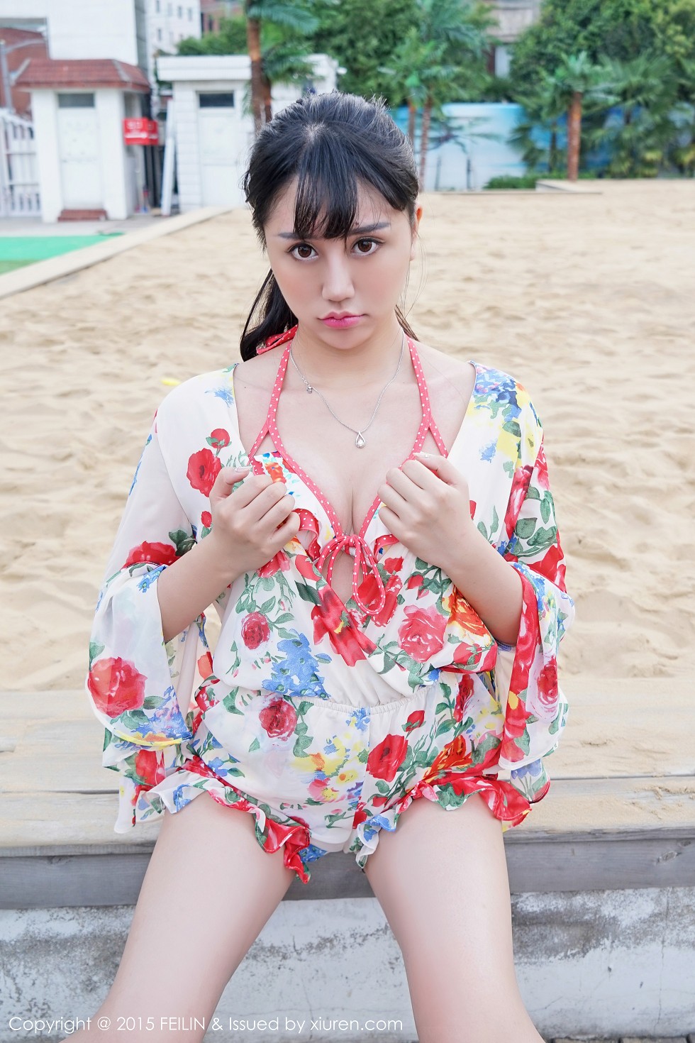 [FeiLin嗲囡囡]VOL.005_嫩模杨晓青儿沙滩上的网球女郎性感内衣写真42P