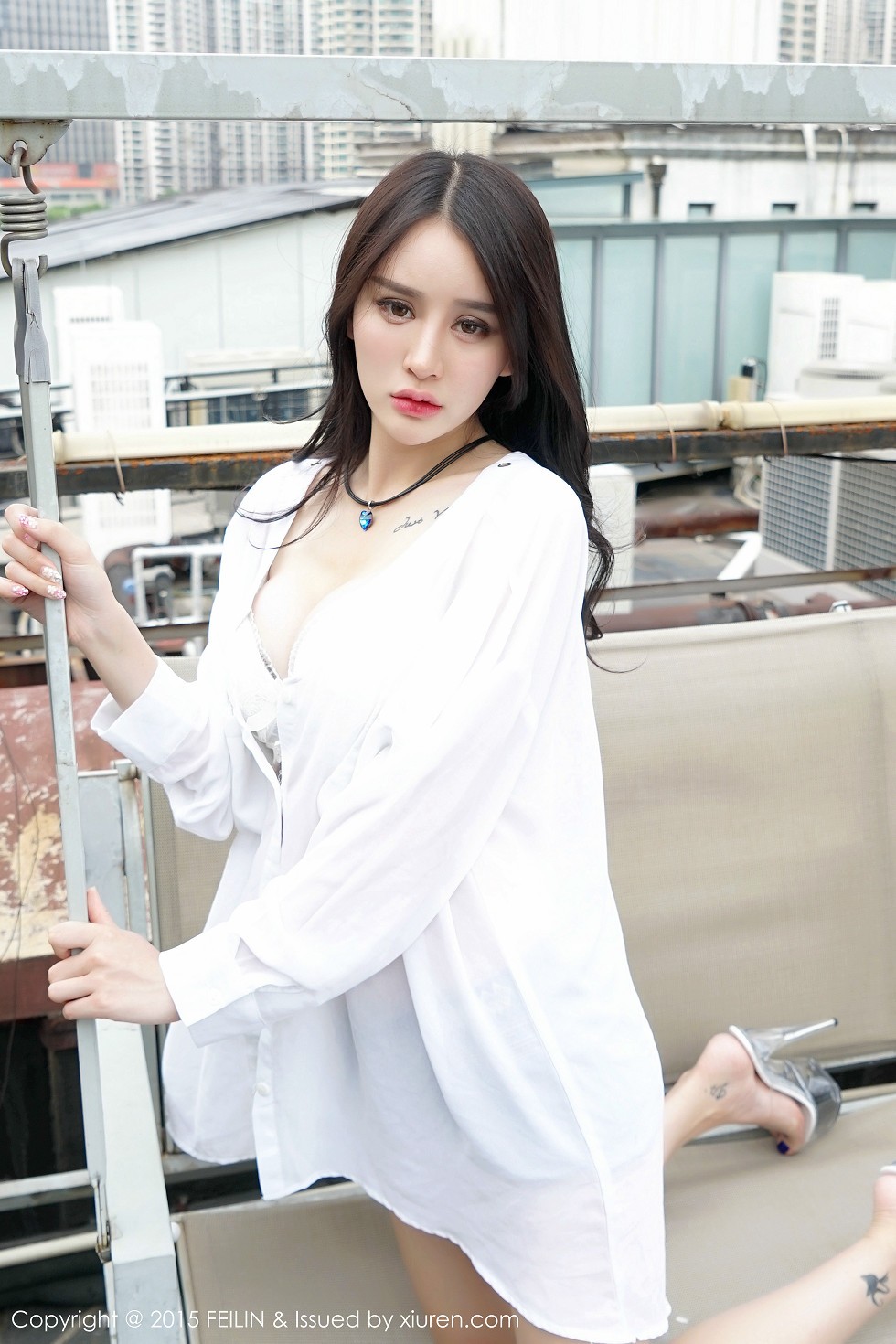 [FeiLin嗲囡囡]VOL.007_嫩模Cheryl青树豹纹比基尼完美身材性感迷人写真47P