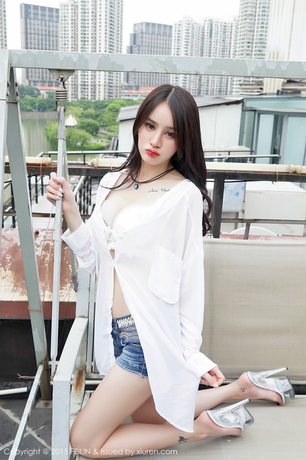 [FeiLin嗲囡囡]VOL.007_嫩模Cheryl青树豹纹比基尼完美身材性感迷人写真47P