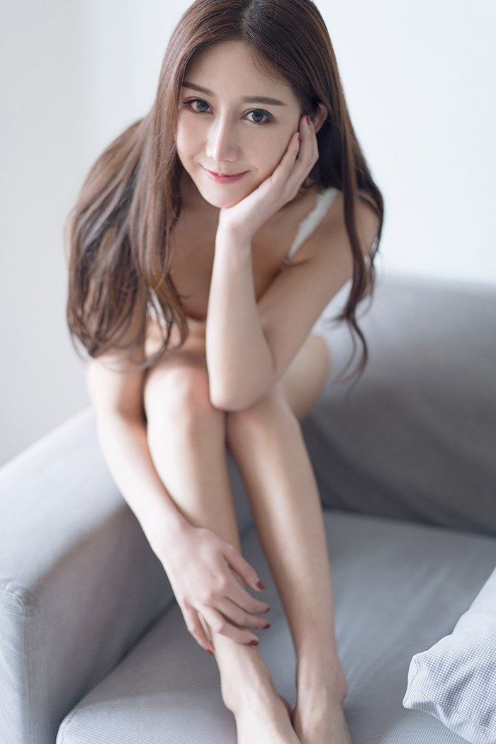 纯情mm晓梦宽衣解带嘴角噙笑眉目含春(图24)