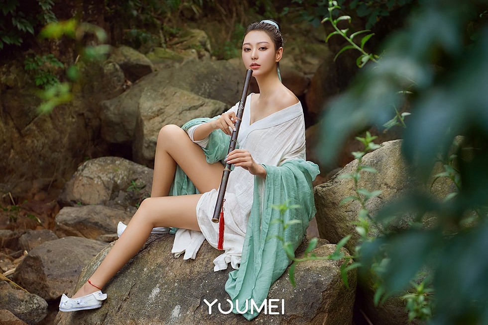 [YouMei尤美]Vol.048_尤美合辑牛郎织女山中奇遇主题古典装秀美腿诱惑写真19P