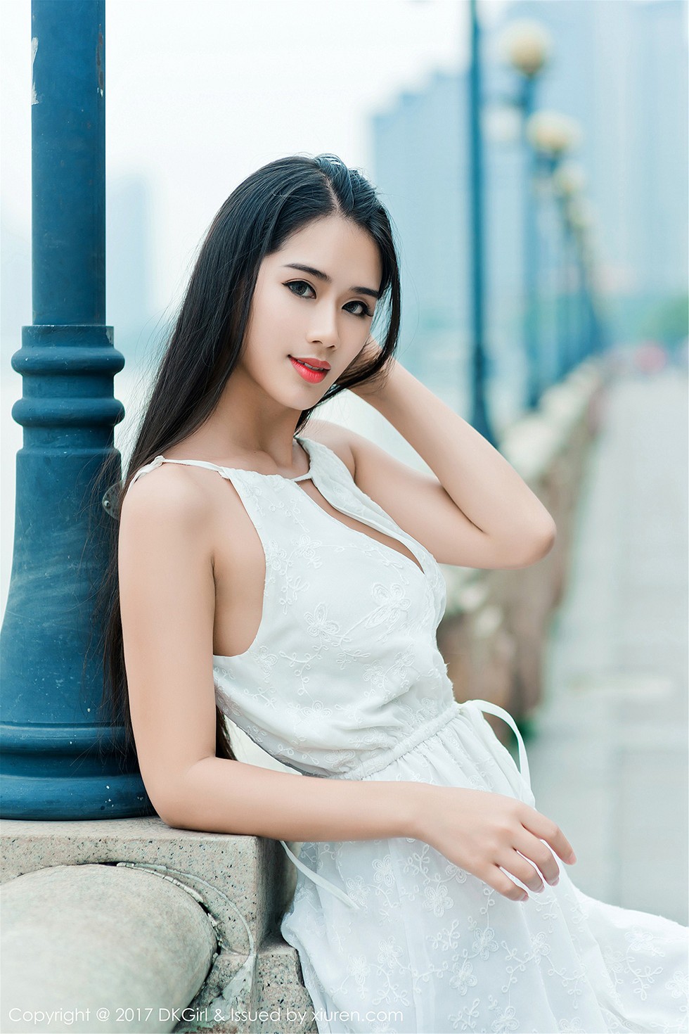 [DKGirl御女郎]Vol.025_嫩模啊宝宝居家床上粉红内衣秀完美身材半露豪乳诱惑写真53P