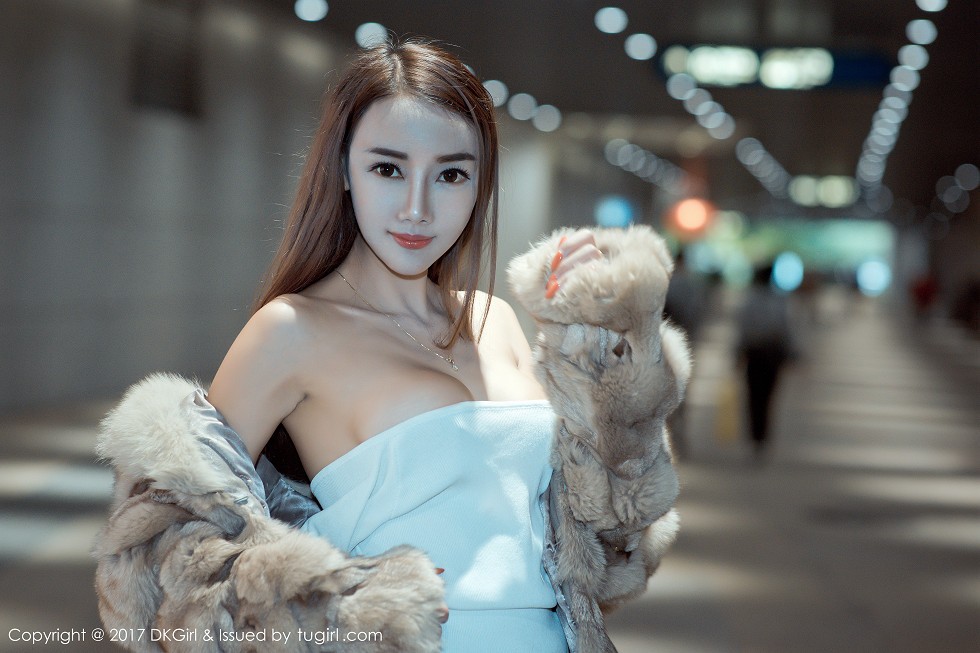 [DKGirl御女郎]Vol.030_嫩模婕西儿jessie羊城旅拍高挑身材性感内衣秀豪乳写真54P