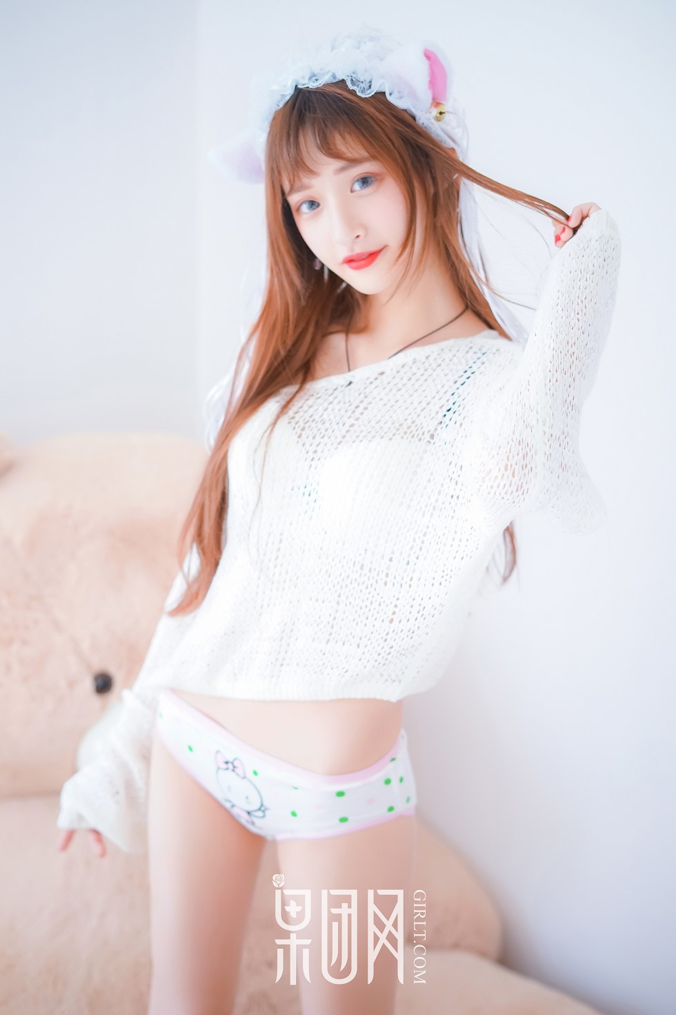 [GIRLT果团网]NO.022_嫩模little贝殼超萌兔女郎蕾丝内衣+卡通内裤完美诱惑写真44P