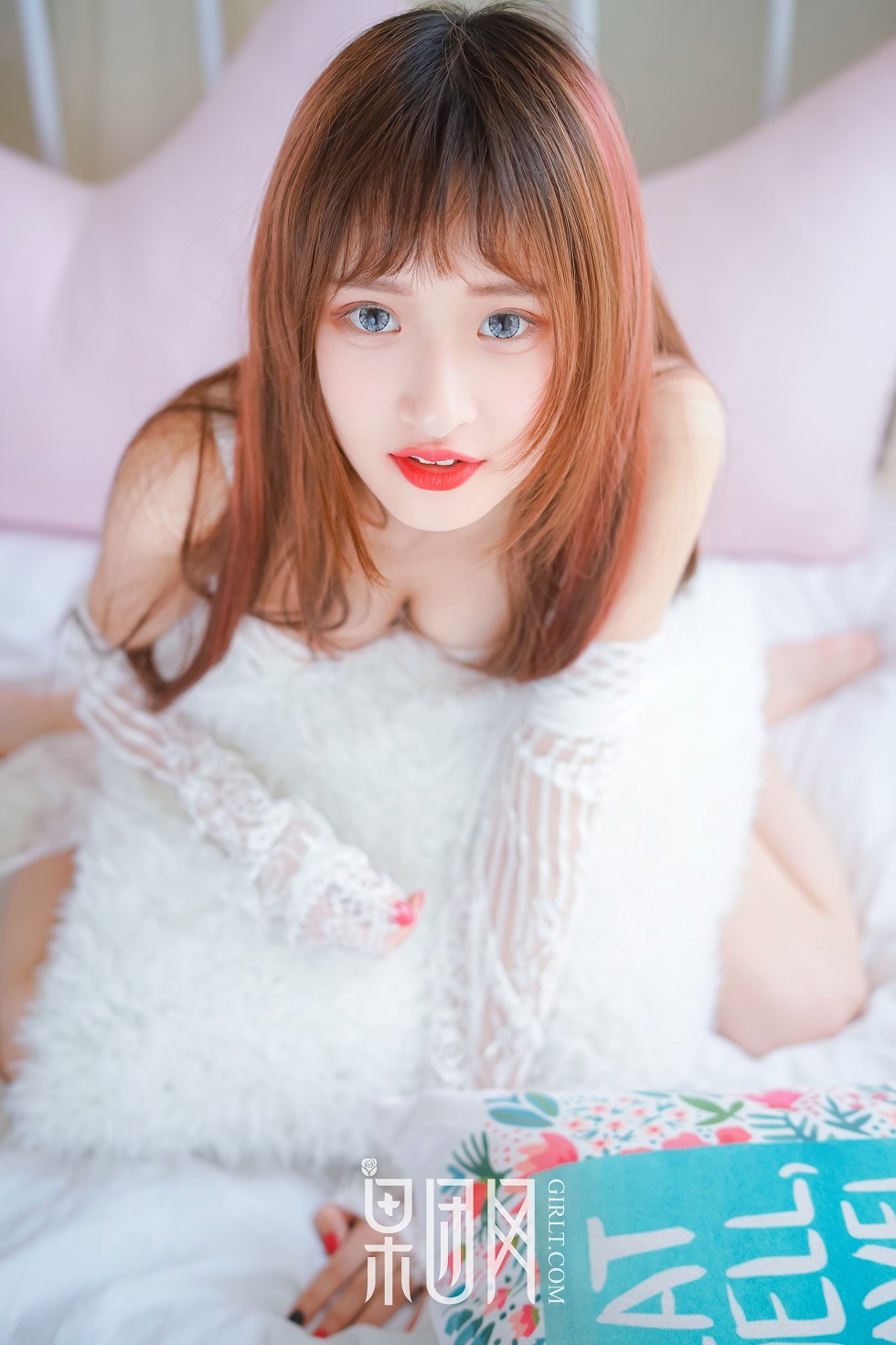 [GIRLT果团网]NO.022_嫩模little贝殼超萌兔女郎蕾丝内衣+卡通内裤完美诱惑写真44P
