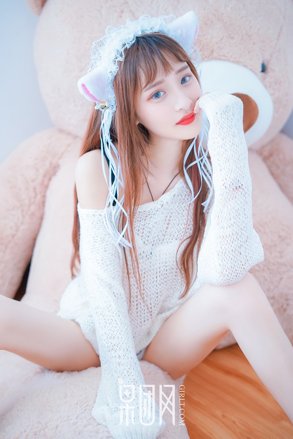 [GIRLT果团网]NO.022_嫩模little贝殼超萌兔女郎蕾丝内衣+卡通内裤完美诱惑写真44P