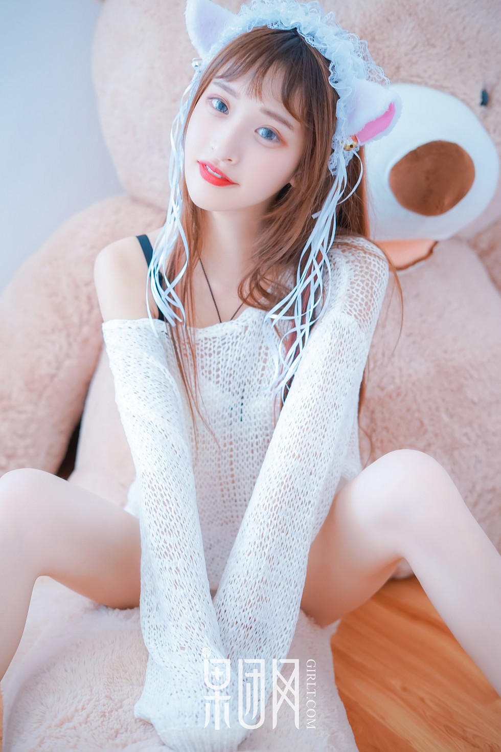 [GIRLT果团网]NO.022_嫩模little贝殼超萌兔女郎蕾丝内衣+卡通内裤完美诱惑写真44P