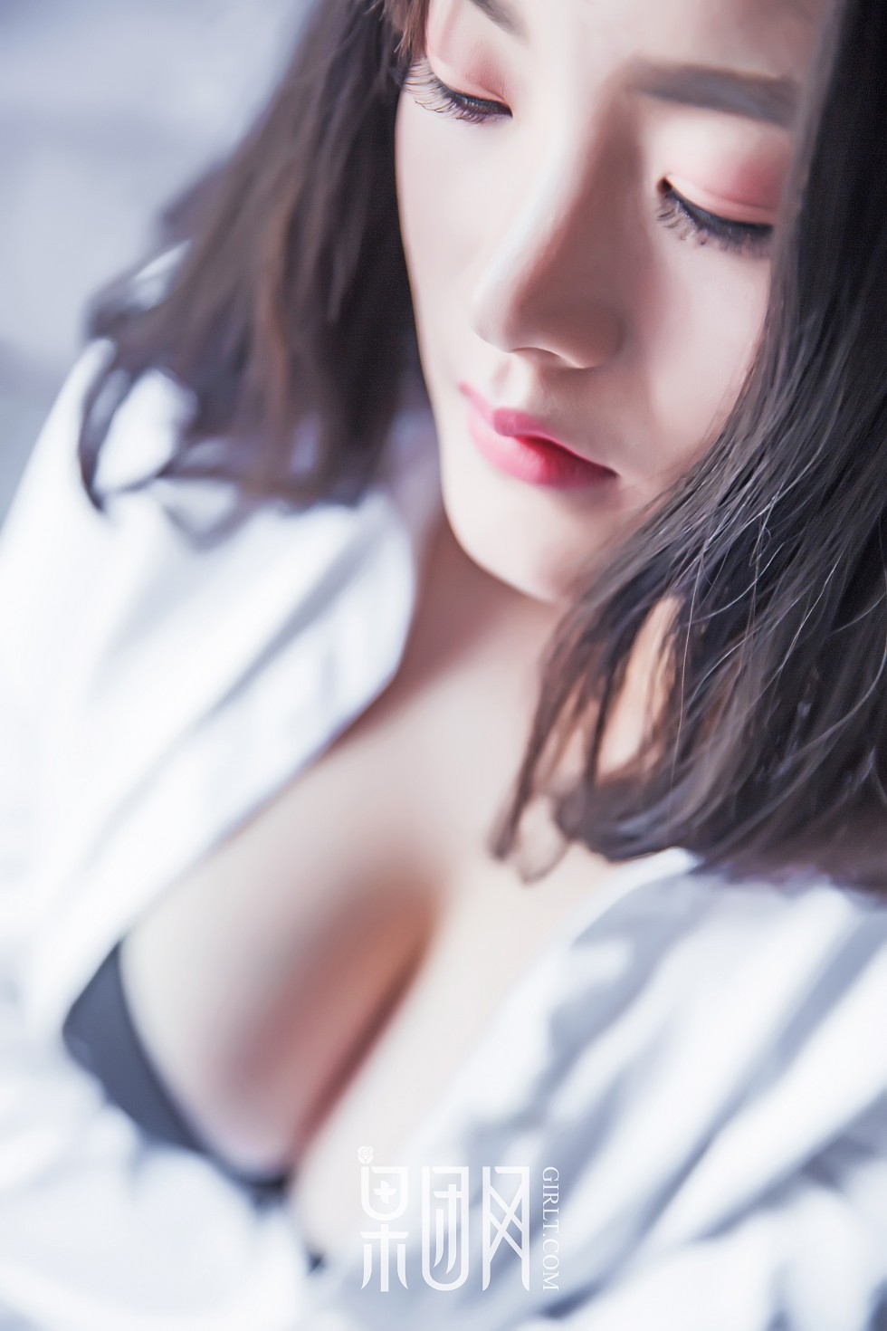 [GIRLT果团网]NO.024_嫩模皮蛋儿露背毛衣侧露豪乳+大尺度私房全裸诱惑写真68P
