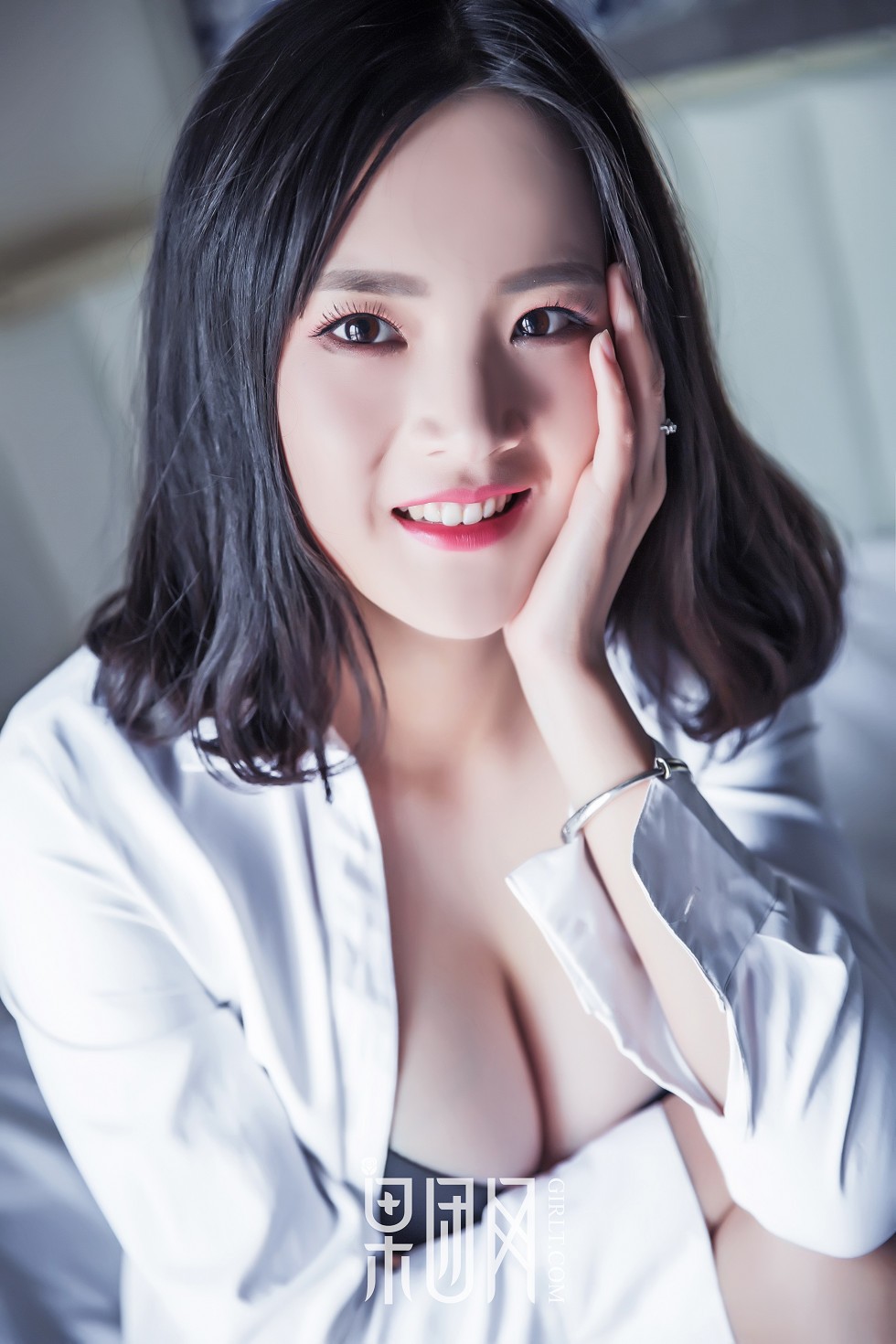 [GIRLT果团网]NO.024_嫩模皮蛋儿露背毛衣侧露豪乳+大尺度私房全裸诱惑写真68P