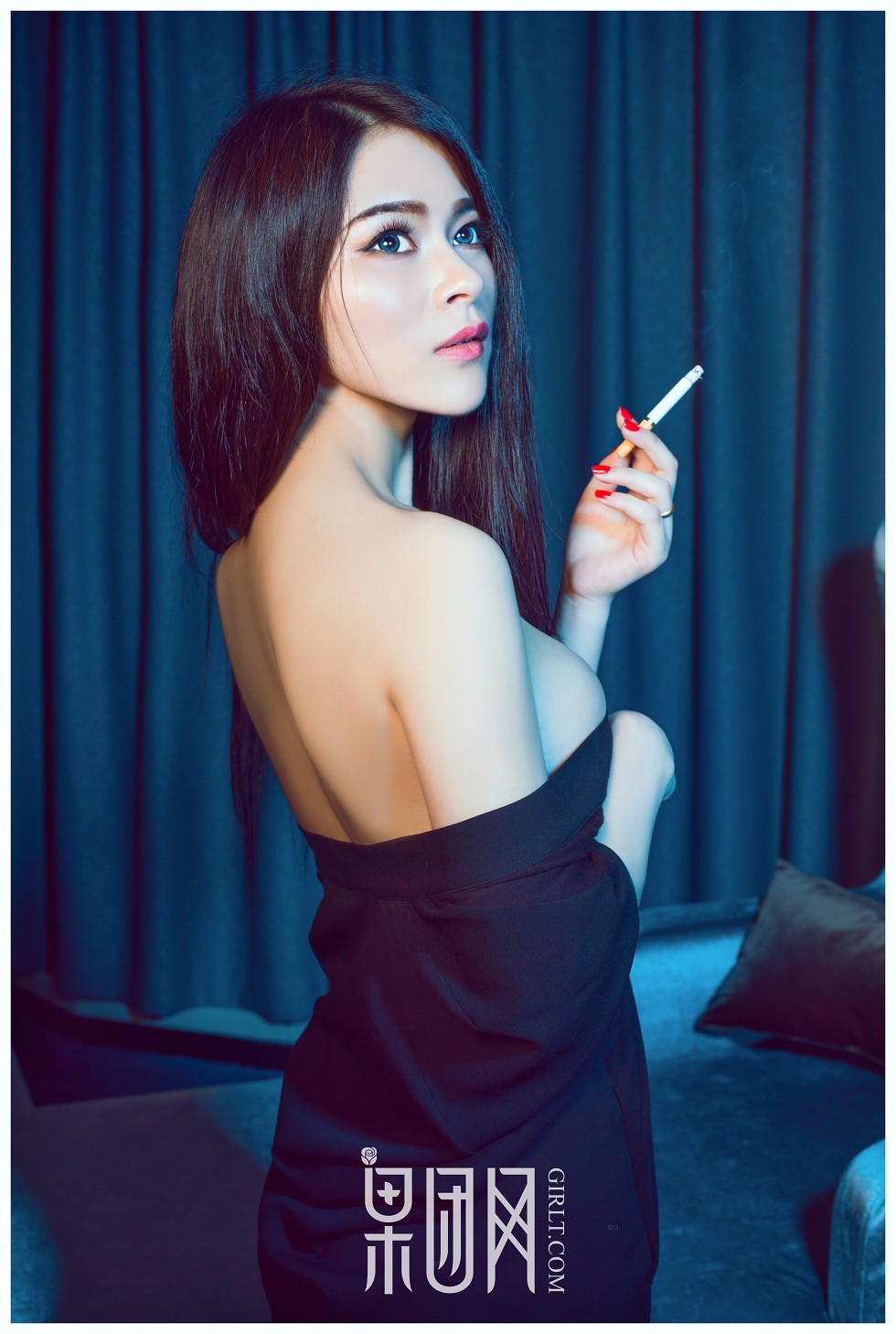 [GIRLT果团网]TG001_全裸清纯尤物居家床上秀34D豪乳酥胸蜜桃翘臀撩人诱惑写真41P