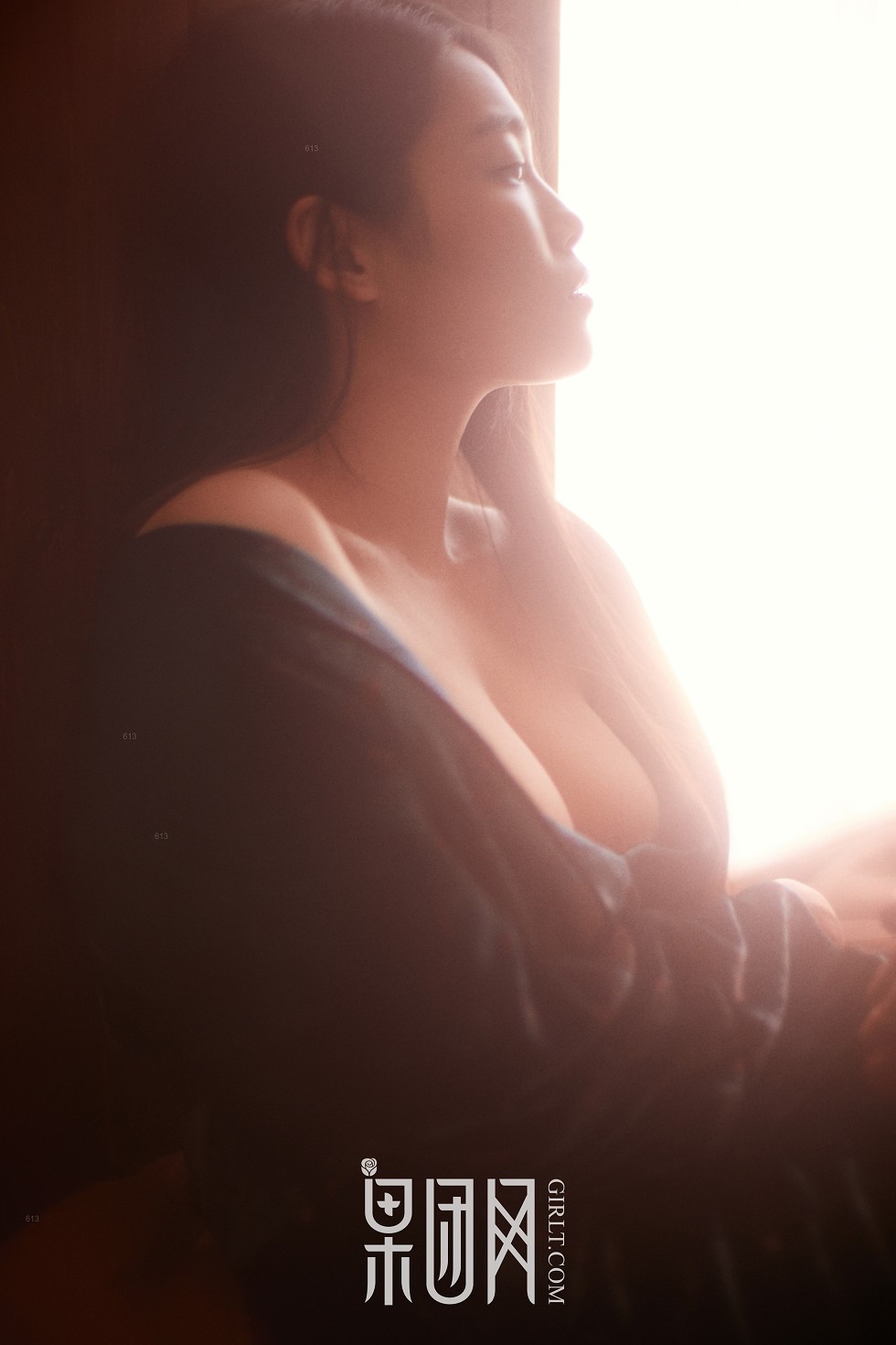 [GIRLT果团网]TG002_蔷薇女神居家私房白色蕾丝内衣系列秀豪乳翘臀极致诱惑写真51P