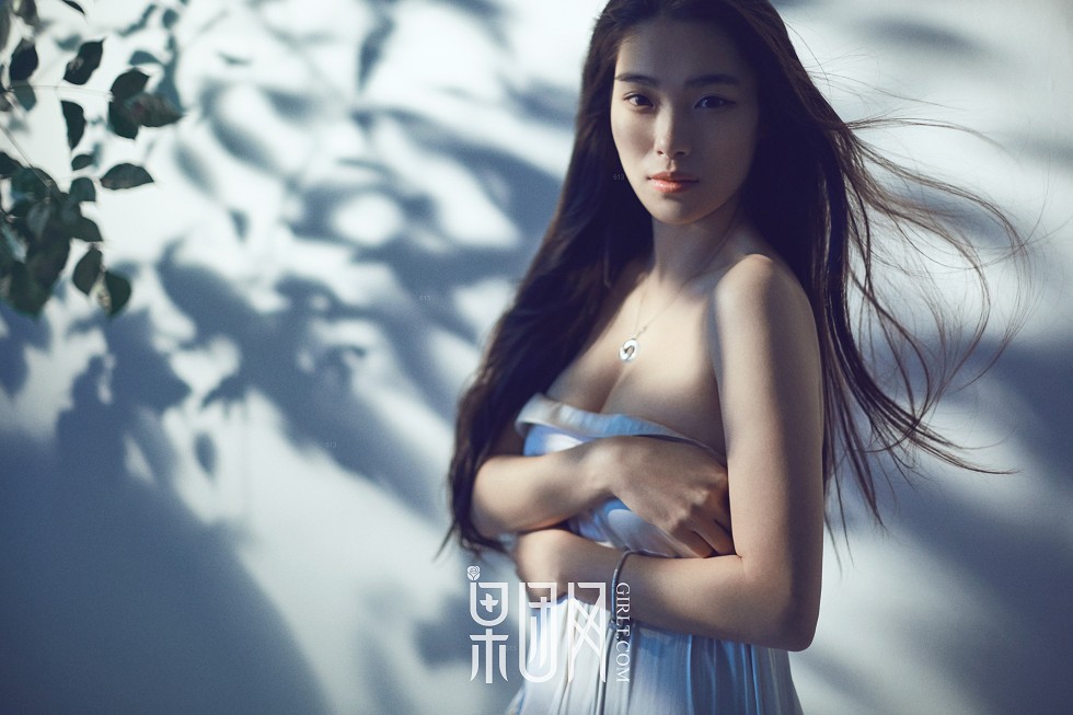 [GIRLT果团网]TG002_蔷薇女神居家私房白色蕾丝内衣系列秀豪乳翘臀极致诱惑写真51P