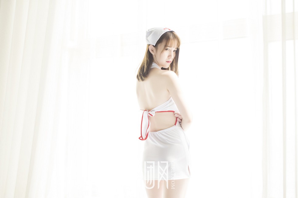 [GIRLT果团网]TG009_青纯玉女桃桃黑色连体内衣兔女郎+性感护士装完美诱惑写真61P