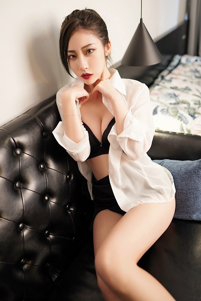 发情夜猫贾诗晗情趣黑丝尾巴调教(图11)