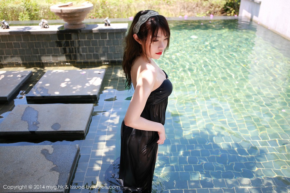 [MyGirl美媛馆]Vol.010_嫩模许诺Sabrina三亚旅拍海量性感比基尼写真117P
