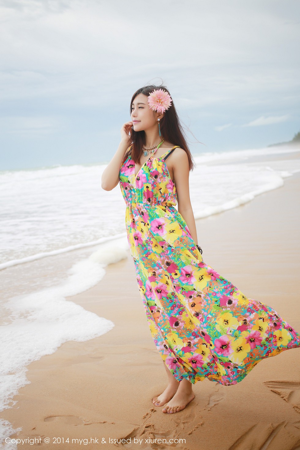 [MyGirl美媛馆]Vol.015_嫩模绮里嘉ula泰国旅拍胸前纹身傲人双乳性感写真130P