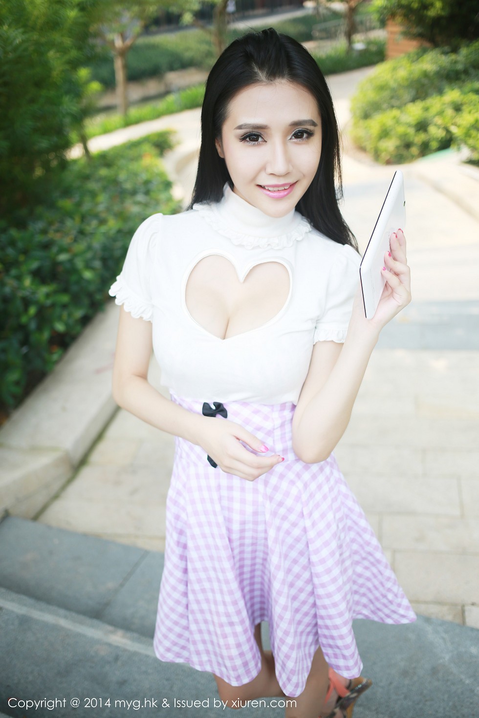 [MyGirl美媛馆]Vol.018_嫩模于大小姐AYU白色丝袜性感美臀傲人上围性感写真58P