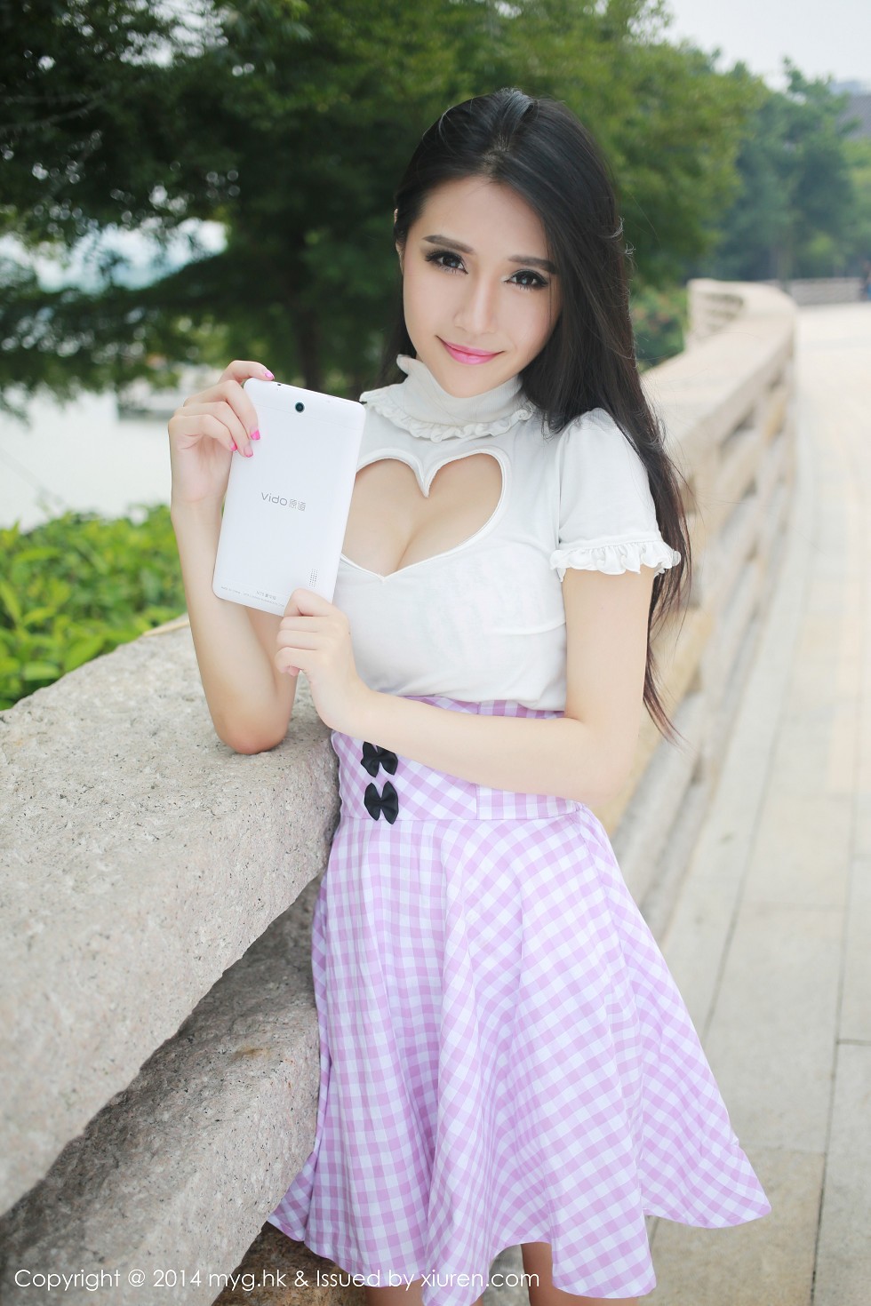 [MyGirl美媛馆]Vol.018_嫩模于大小姐AYU白色丝袜性感美臀傲人上围性感写真58P