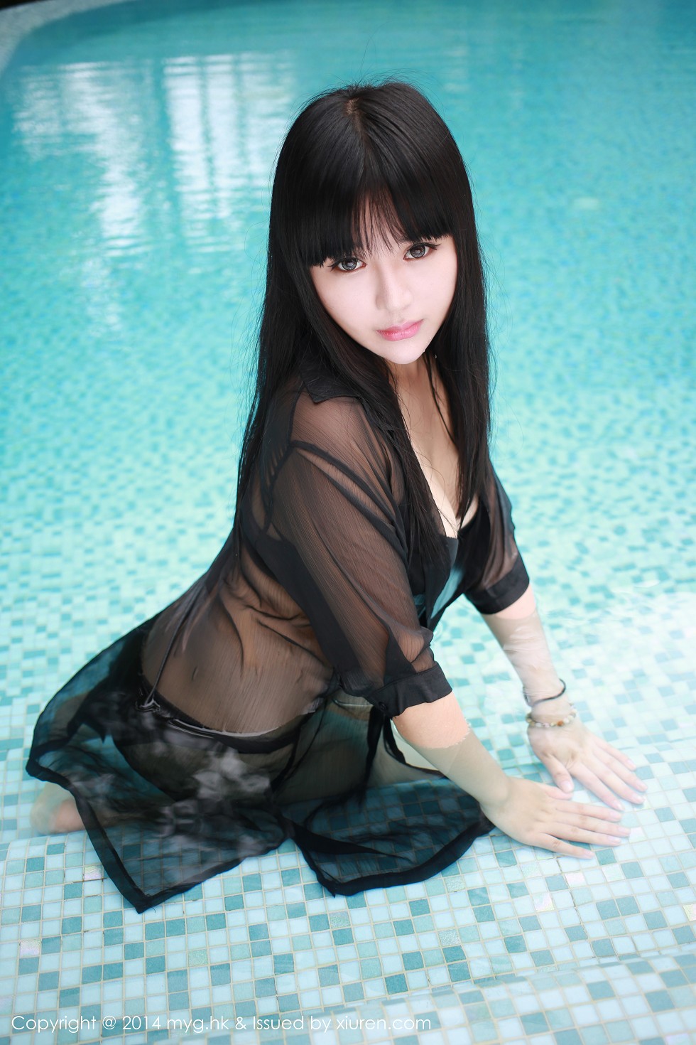 [MyGirl美媛馆]Vol.022_嫩模八宝icey红色内衣性感美胸萝莉气质迷人写真66P