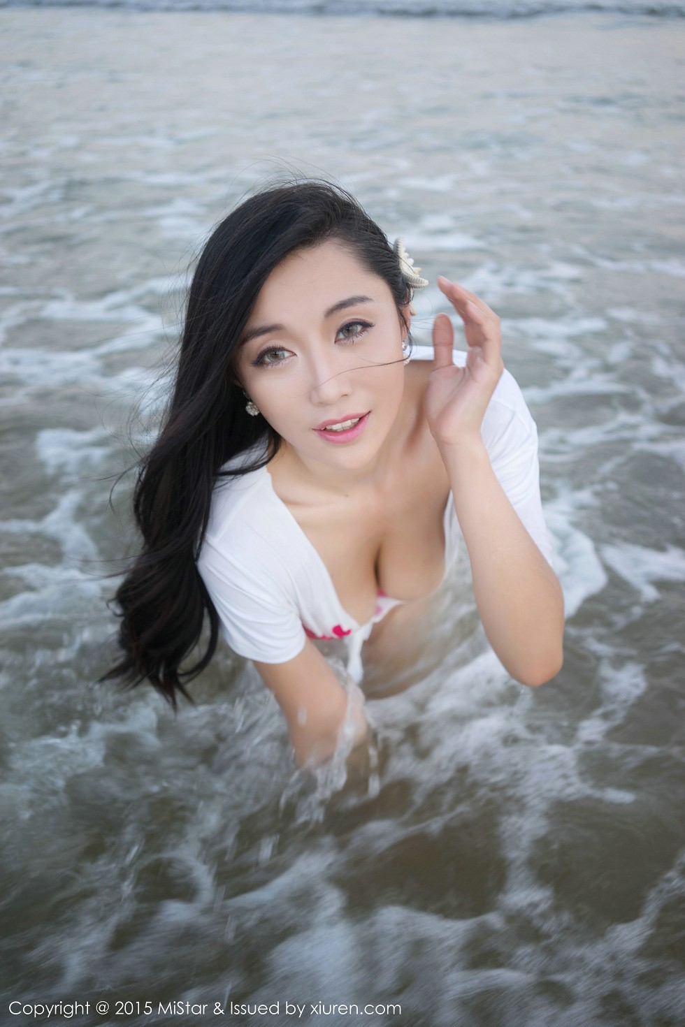 [MiStar魅妍社]Vol.018_嫩模Ashely丽丽白色蕾丝女仆装双峰夹蛋诱惑写真60P
